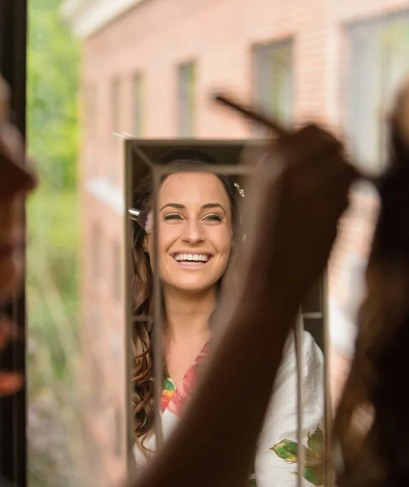 Simply Glamorous Salon 2 Your Community Marketplace: It's quick and easy. Learn, Shop, Sell, and connect with friends and family.