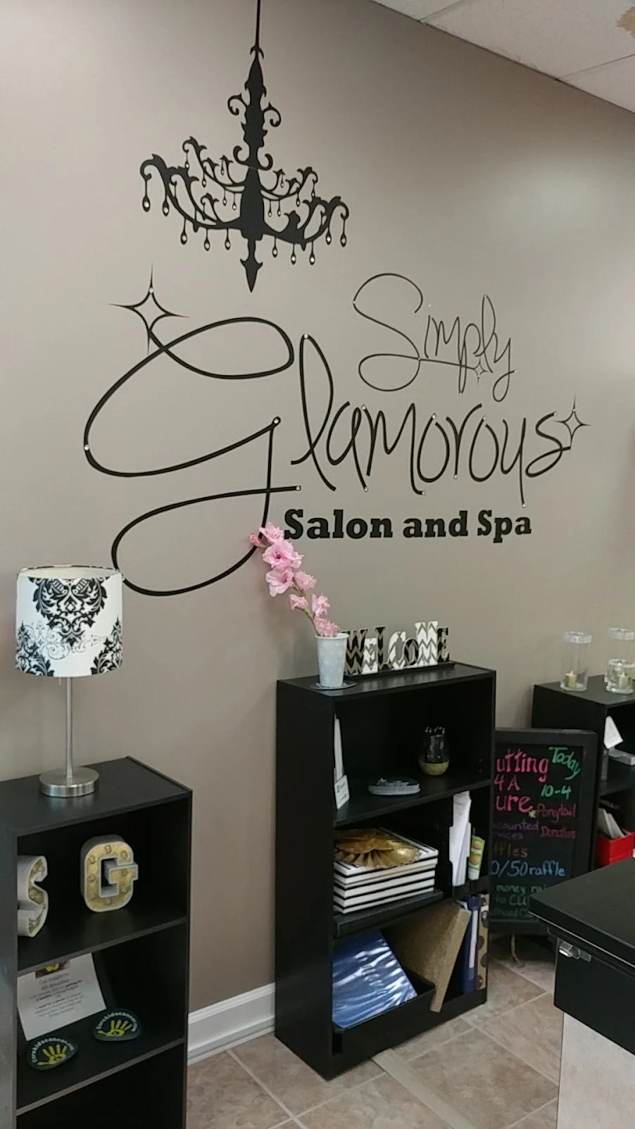 Simply Glamorous Salon 4 Your Community Marketplace: It's quick and easy. Learn, Shop, Sell, and connect with friends and family.