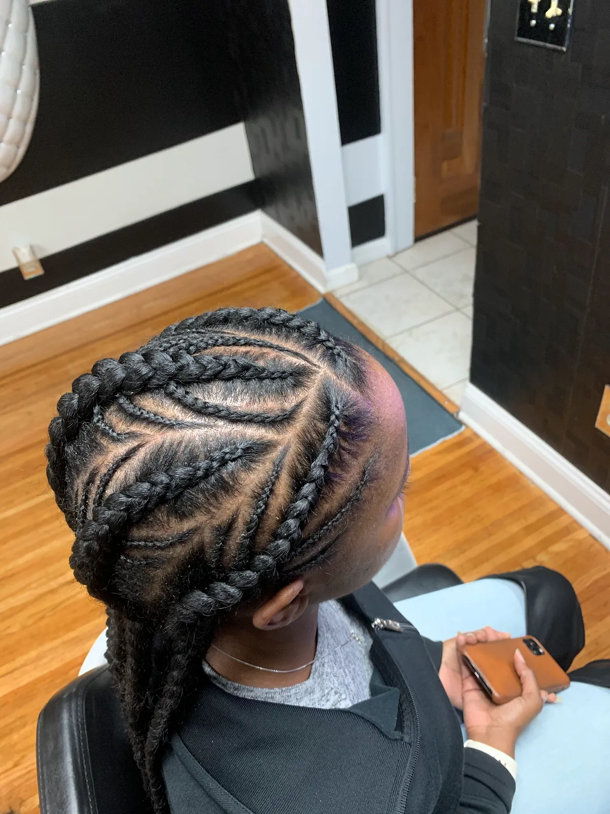 Slay Beauty Bar 8 Your Community Marketplace: It's quick and easy. Learn, Shop, Sell, and connect with friends and family.