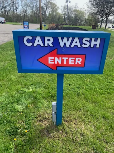 Splash Express 2 Your Community Marketplace: It's quick and easy. Learn, Shop, Sell, and connect with friends and family.