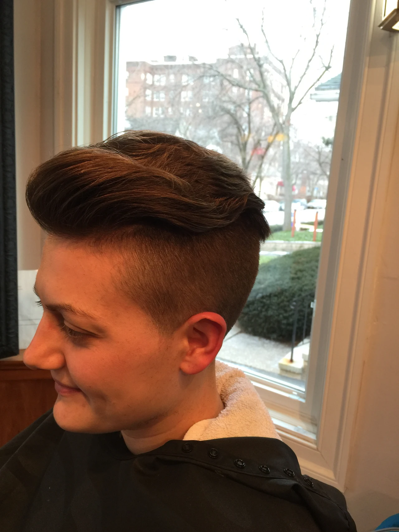 Stanley Jordan Salon 6 Your Community Marketplace: It's quick and easy. Learn, Shop, Sell, and connect with friends and family.