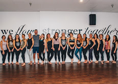 Sugnet Photo LLC1 Your Community Marketplace: It's quick and easy. Learn, Shop, Sell, and connect with friends and family.