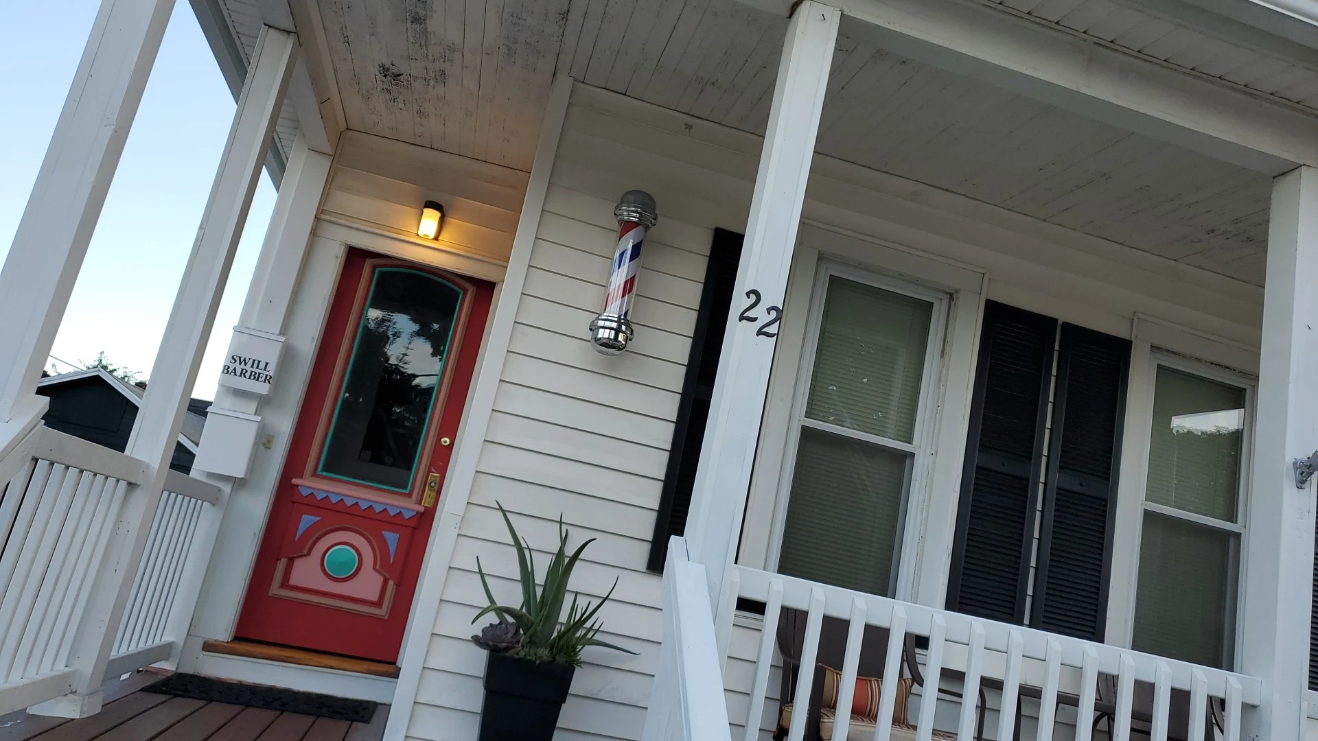 Swillbarber 2 Your Community Marketplace: It's quick and easy. Learn, Shop, Sell, and connect with friends and family.