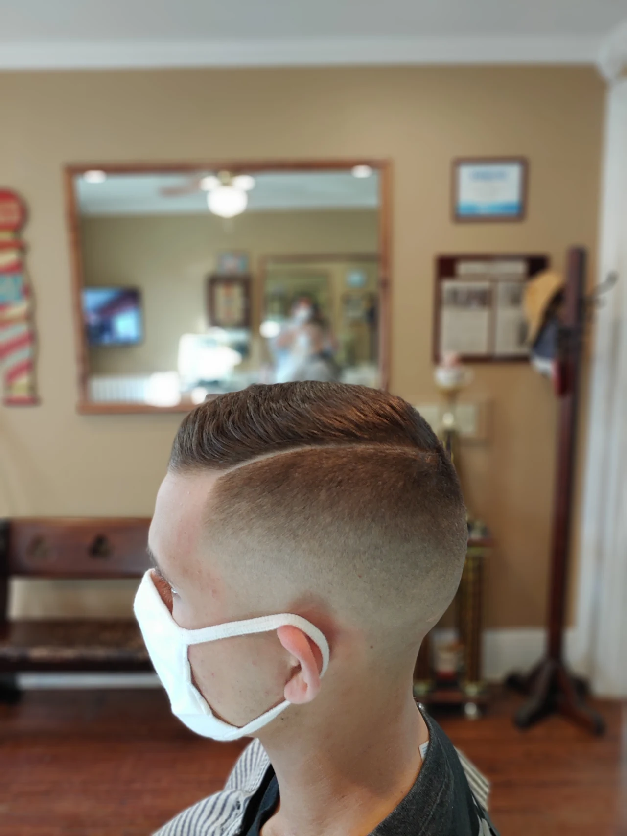 Swillbarber Your Community Marketplace: It's quick and easy. Learn, Shop, Sell, and connect with friends and family.