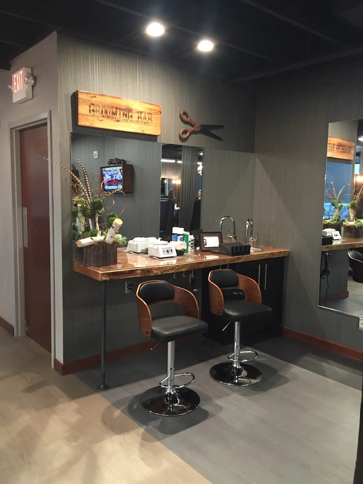 The Mens Room Barber Lounge Spa 4 Your Community Marketplace: It's quick and easy. Learn, Shop, Sell, and connect with friends and family.