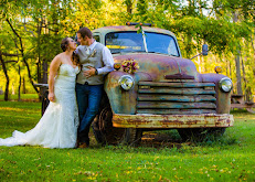 The Photography Your Community Marketplace: It's quick and easy. Learn, Shop, Sell, and connect with friends and family.