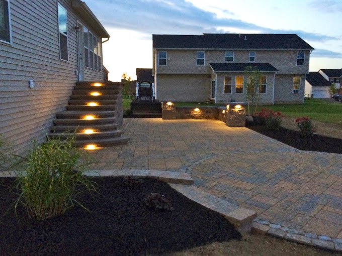 Thomas Landscape Design Inc. 2 Your Community Marketplace: It's quick and easy. Learn, Shop, Sell, and connect with friends and family.