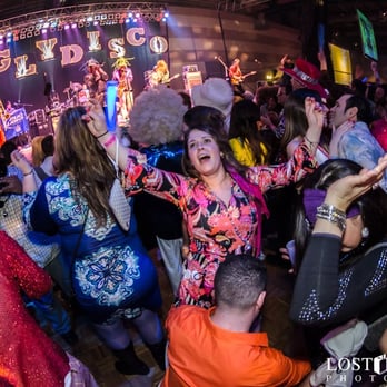 Ugly Disco Your Community Marketplace: It's quick and easy. Learn, Shop, Sell, and connect with friends and family.