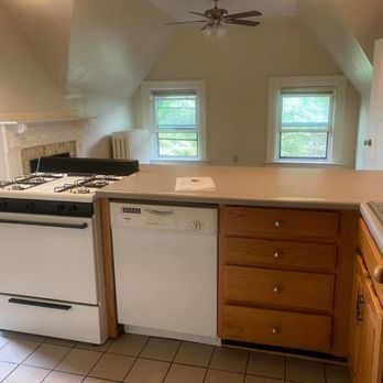 Vons Crispy Clean3 Your Community Marketplace: It's quick and easy. Learn, Shop, Sell, and connect with friends and family.