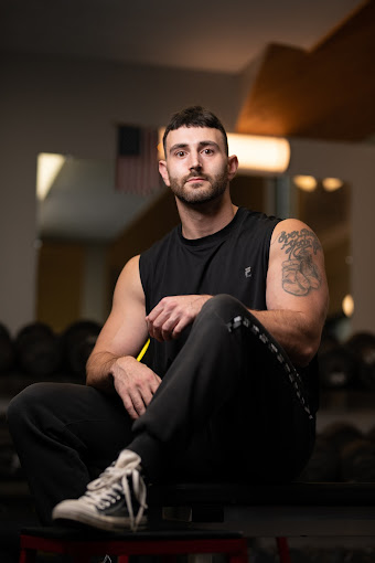 art9 Your Community Marketplace: It's quick and easy. Learn, Shop, Sell, and connect with friends and family.