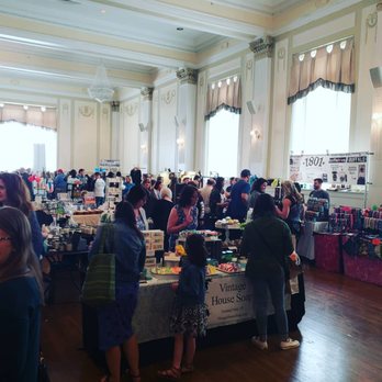 artisan3 Your Community Marketplace: It's quick and easy. Learn, Shop, Sell, and connect with friends and family.