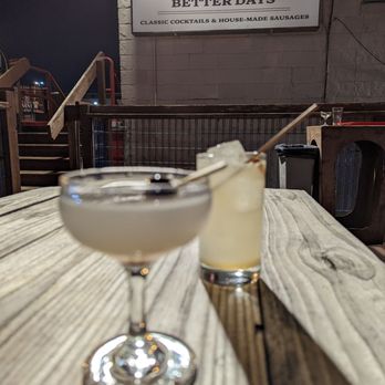 bally10 Your Community Marketplace: It's quick and easy. Learn, Shop, Sell, and connect with friends and family.