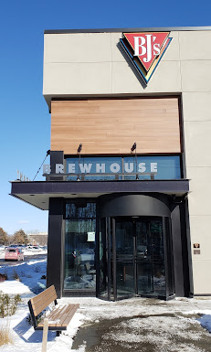 bj9 Your Community Marketplace: It's quick and easy. Learn, Shop, Sell, and connect with friends and family.