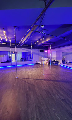 blessed3 Your Community Marketplace: It's quick and easy. Learn, Shop, Sell, and connect with friends and family.