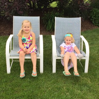 casual3 Your Community Marketplace: It's quick and easy. Learn, Shop, Sell, and connect with friends and family.