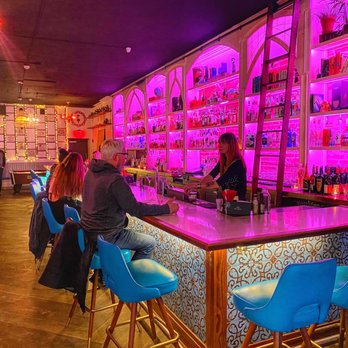 charm10 Your Community Marketplace: It's quick and easy. Learn, Shop, Sell, and connect with friends and family.