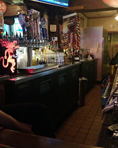 davv3 Your Community Marketplace: It's quick and easy. Learn, Shop, Sell, and connect with friends and family.