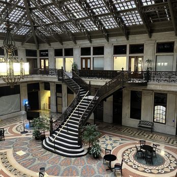 ellicot2 Your Community Marketplace: It's quick and easy. Learn, Shop, Sell, and connect with friends and family.