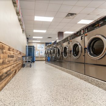 fresh1 Your Community Marketplace: It's quick and easy. Learn, Shop, Sell, and connect with friends and family.