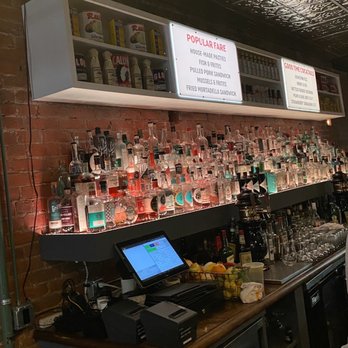 gray10 Your Community Marketplace: It's quick and easy. Learn, Shop, Sell, and connect with friends and family.