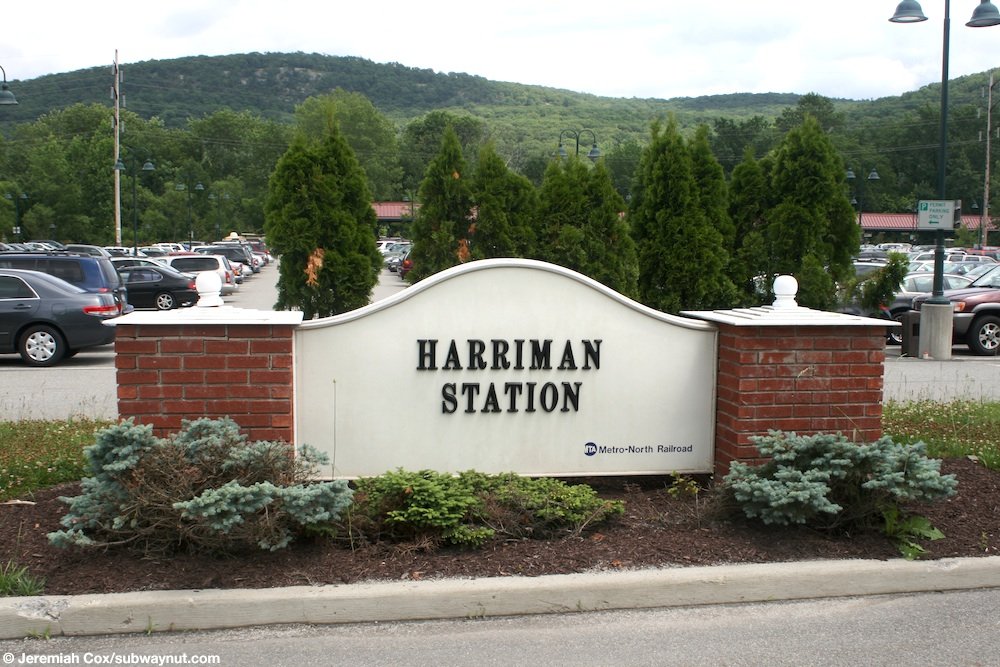 harriman station Your Community Marketplace: It's quick and easy. Learn, Shop, Sell, and connect with friends and family.