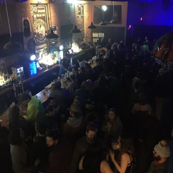 iron4 Your Community Marketplace: It's quick and easy. Learn, Shop, Sell, and connect with friends and family.