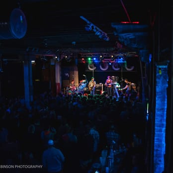 iron7 Your Community Marketplace: It's quick and easy. Learn, Shop, Sell, and connect with friends and family.