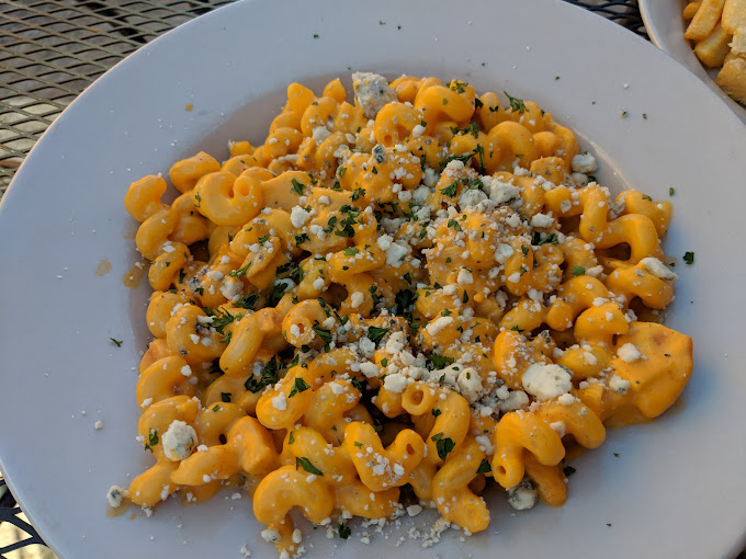 jeremiah6 Your Community Marketplace: It's quick and easy. Learn, Shop, Sell, and connect with friends and family.