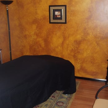 kim 5 Your Community Marketplace: It's quick and easy. Learn, Shop, Sell, and connect with friends and family.