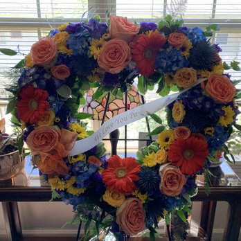 kiteel8 Your Community Marketplace: It's quick and easy. Learn, Shop, Sell, and connect with friends and family.