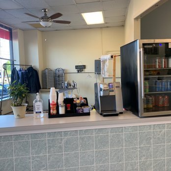 lau4 Your Community Marketplace: It's quick and easy. Learn, Shop, Sell, and connect with friends and family.