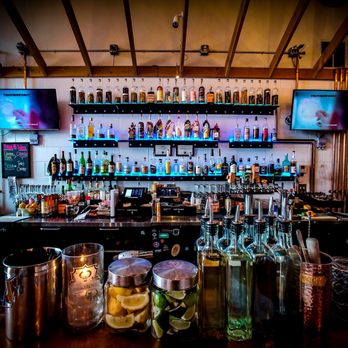 lockhouse9 Your Community Marketplace: It's quick and easy. Learn, Shop, Sell, and connect with friends and family.