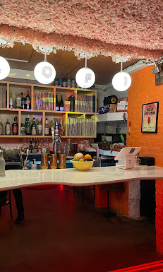 lofi5 Your Community Marketplace: It's quick and easy. Learn, Shop, Sell, and connect with friends and family.