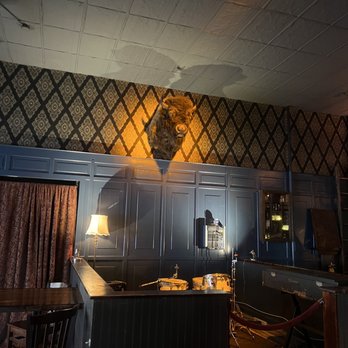 lucky10 Your Community Marketplace: It's quick and easy. Learn, Shop, Sell, and connect with friends and family.