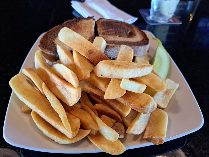 mac8 Your Community Marketplace: It's quick and easy. Learn, Shop, Sell, and connect with friends and family.