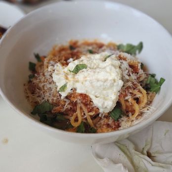 marble6 Your Community Marketplace: It's quick and easy. Learn, Shop, Sell, and connect with friends and family.