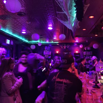 merry8 Your Community Marketplace: It's quick and easy. Learn, Shop, Sell, and connect with friends and family.