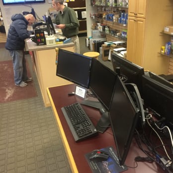 micro 2 Your Community Marketplace: It's quick and easy. Learn, Shop, Sell, and connect with friends and family.