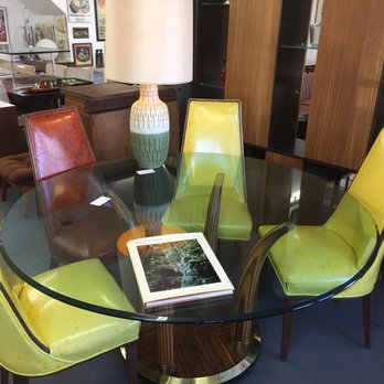 mod5 Your Community Marketplace: It's quick and easy. Learn, Shop, Sell, and connect with friends and family.