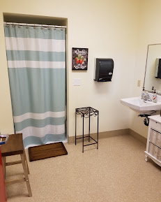 move3 Your Community Marketplace: It's quick and easy. Learn, Shop, Sell, and connect with friends and family.