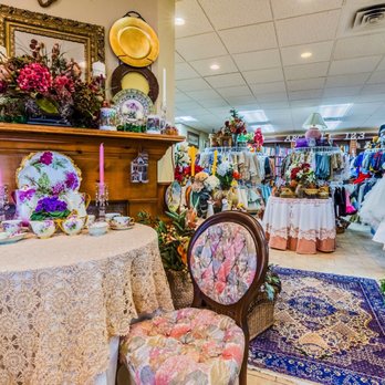 nest4 Your Community Marketplace: It's quick and easy. Learn, Shop, Sell, and connect with friends and family.