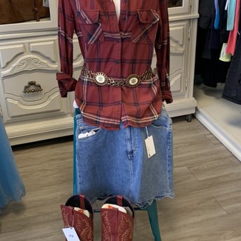 peacock3 Your Community Marketplace: It's quick and easy. Learn, Shop, Sell, and connect with friends and family.