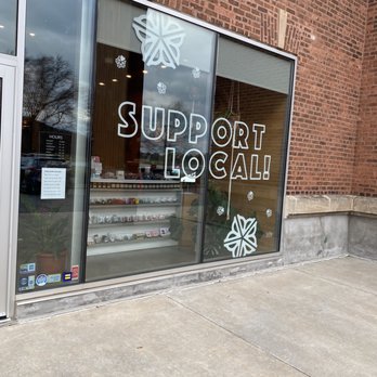 pepper2 Your Community Marketplace: It's quick and easy. Learn, Shop, Sell, and connect with friends and family.