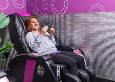 planet5 Your Community Marketplace: It's quick and easy. Learn, Shop, Sell, and connect with friends and family.