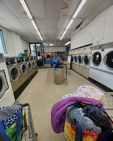 regal2 Your Community Marketplace: It's quick and easy. Learn, Shop, Sell, and connect with friends and family.