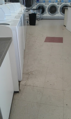 room8 Your Community Marketplace: It's quick and easy. Learn, Shop, Sell, and connect with friends and family.