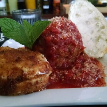 savoy3 Your Community Marketplace: It's quick and easy. Learn, Shop, Sell, and connect with friends and family.