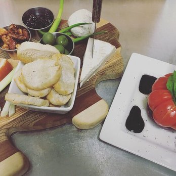 savoy4 Your Community Marketplace: It's quick and easy. Learn, Shop, Sell, and connect with friends and family.