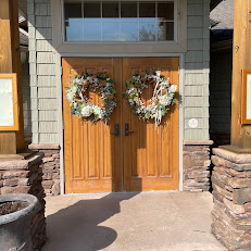 solution3 Your Community Marketplace: It's quick and easy. Learn, Shop, Sell, and connect with friends and family.