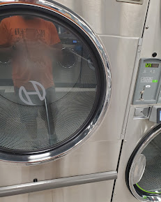 supreme3 Your Community Marketplace: It's quick and easy. Learn, Shop, Sell, and connect with friends and family.